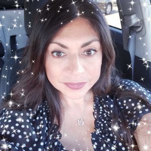 Meet your Posher, Gloria